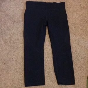 GapFit gfast Capri leggings
